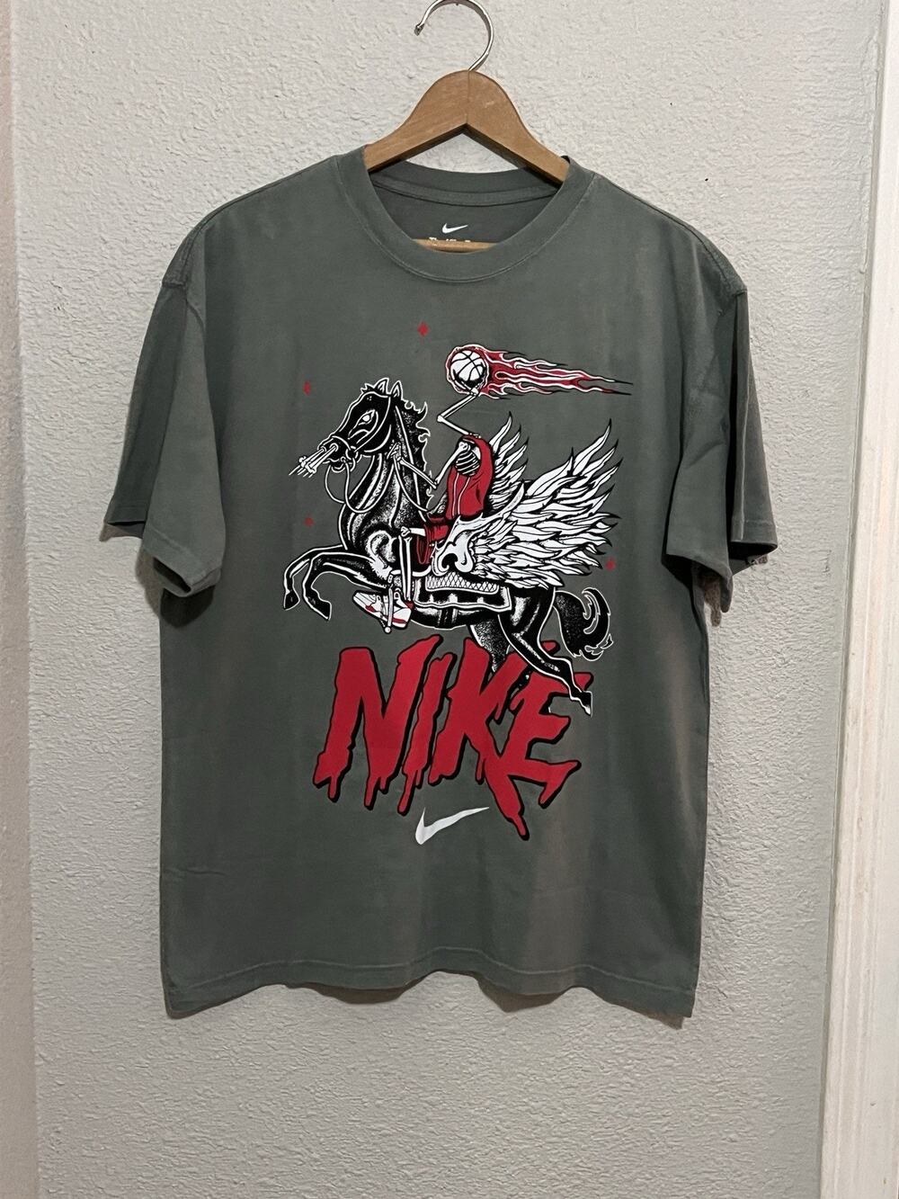 Nike Air Sportswear Max90 Skeletor Loose Fit T-Shirt Gray Black Red sz L NWT